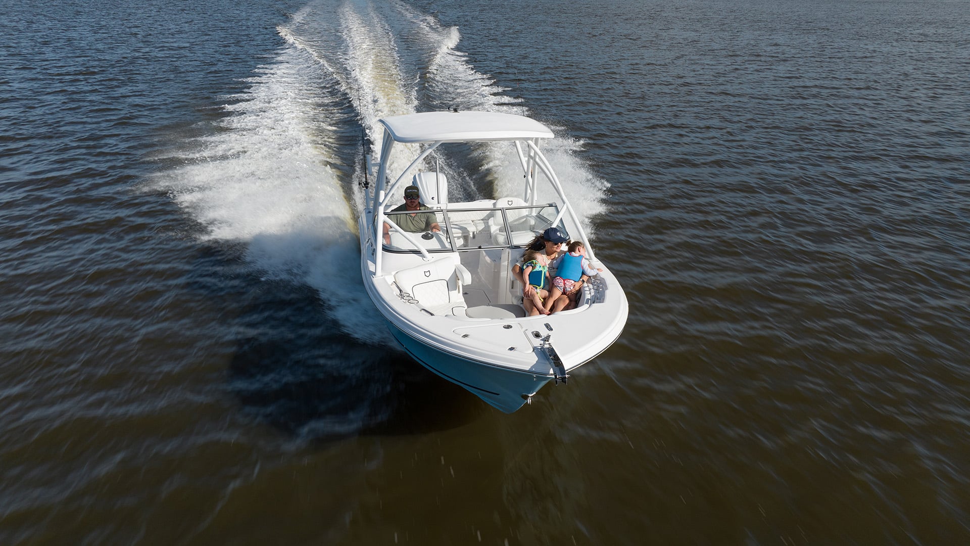 CEO Freddy Renken, a 3rd generation boat manufacturer, founded the Sea Fox Boat Company in 1995.