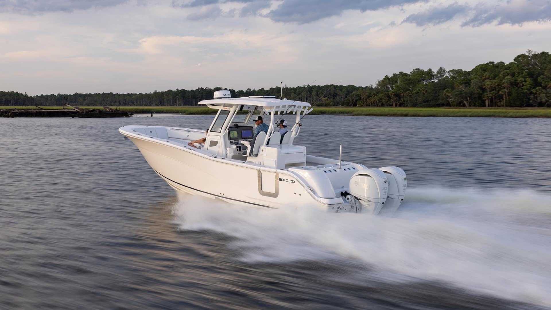 CEO Freddy Renken, a 3rd generation boat manufacturer, founded the Sea Fox Boat Company in 1995.