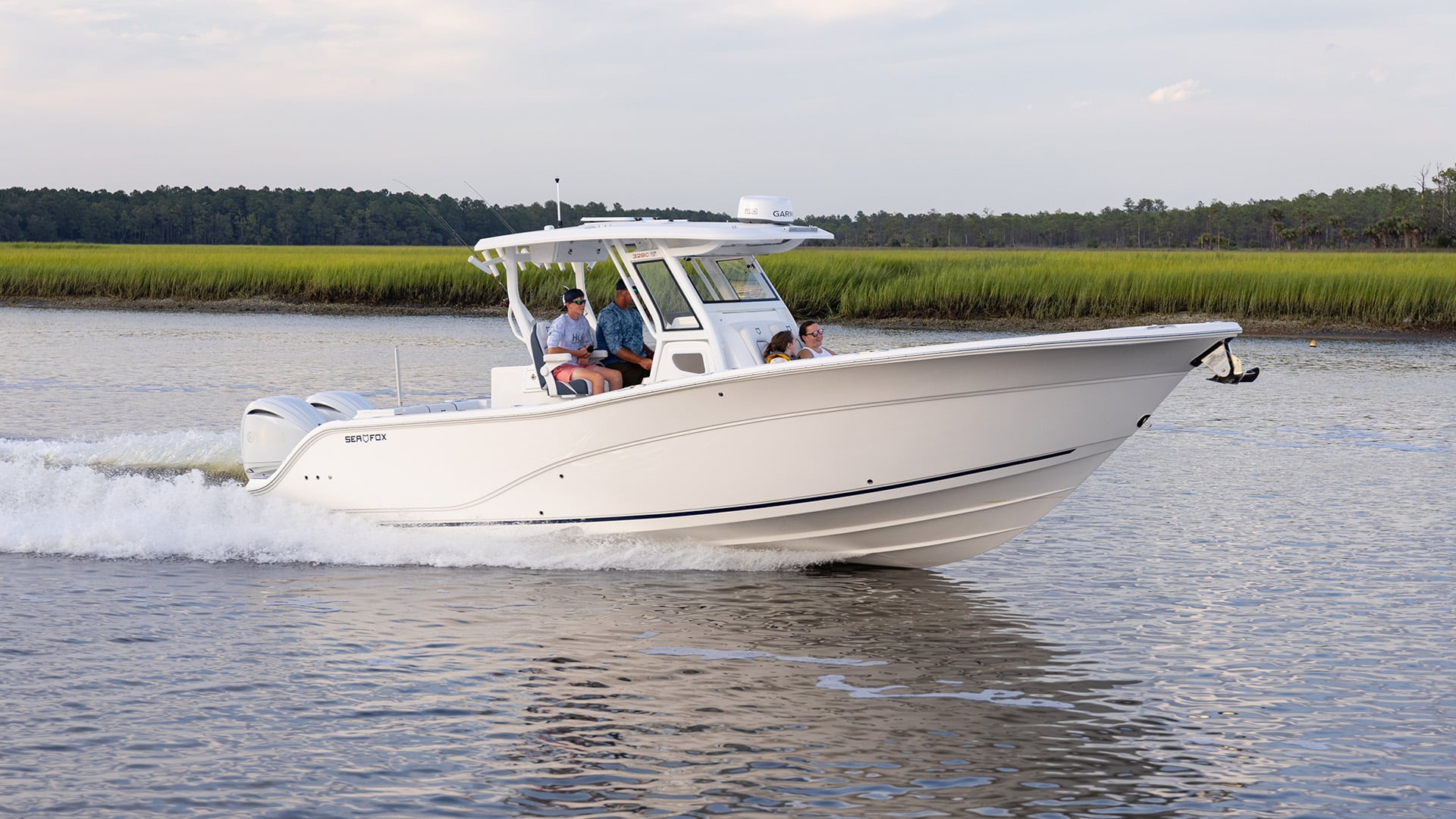 CEO Freddy Renken, a 3rd generation boat manufacturer, founded the Sea Fox Boat Company in 1995.