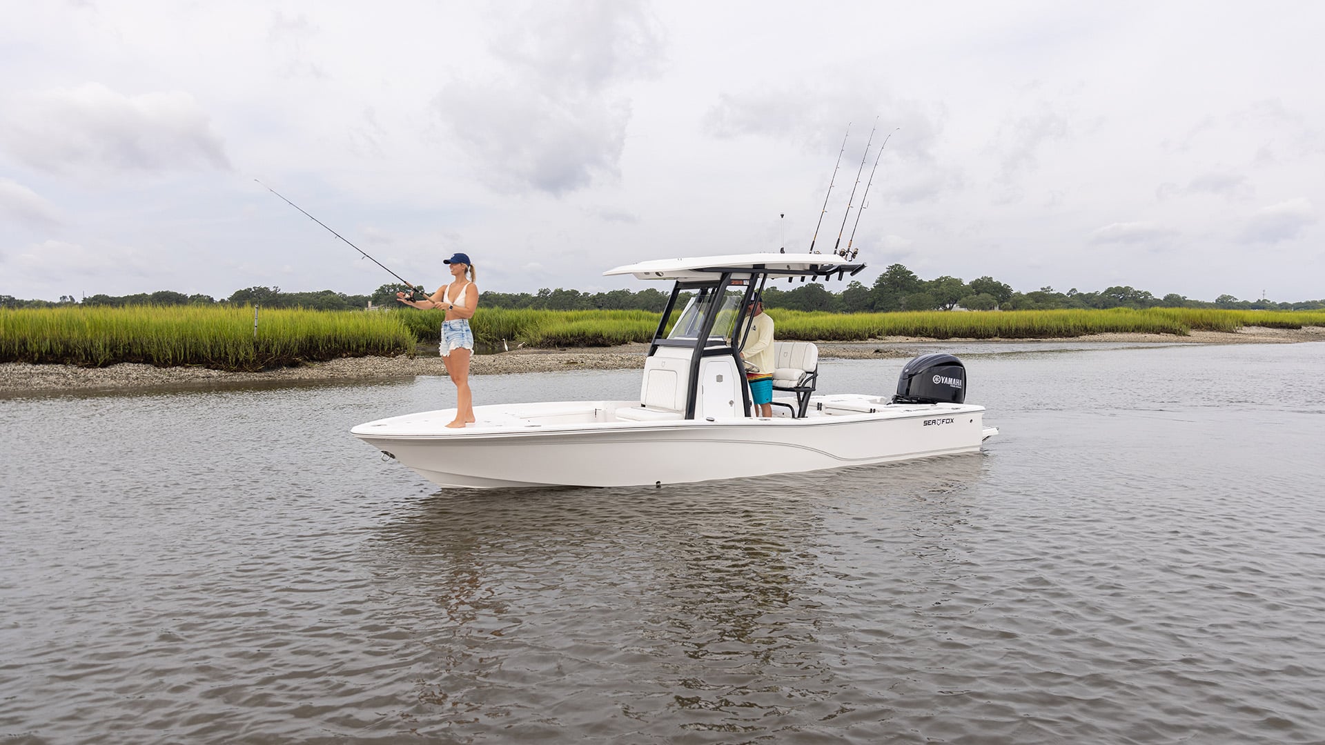 CEO Freddy Renken, a 3rd generation boat manufacturer, founded the Sea Fox Boat Company in 1995 and builds great center console offshore boats and more.