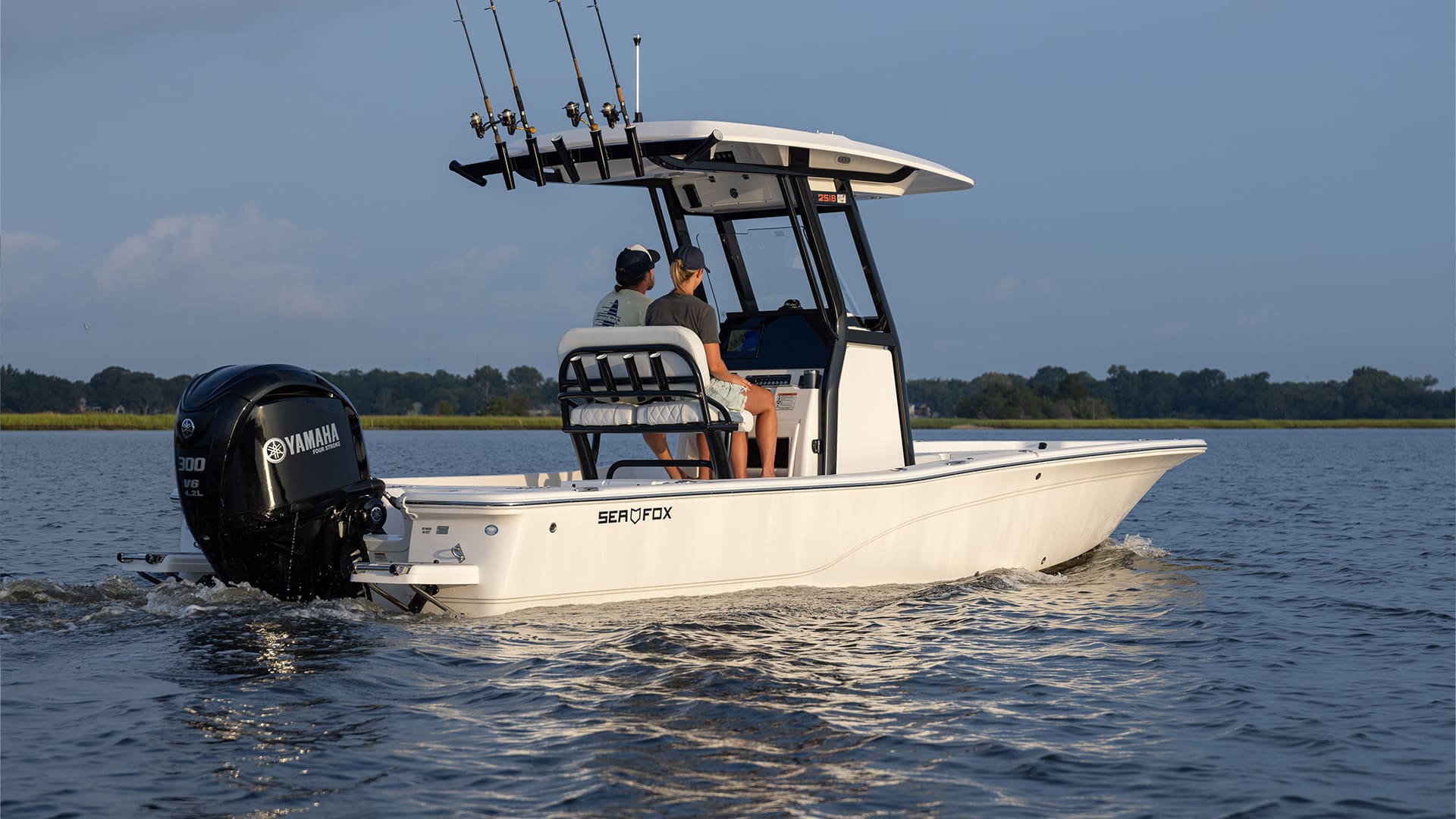 CEO Freddy Renken, a 3rd generation boat manufacturer, founded the Sea Fox Boat Company in 1995 and builds great center console offshore boats and more.