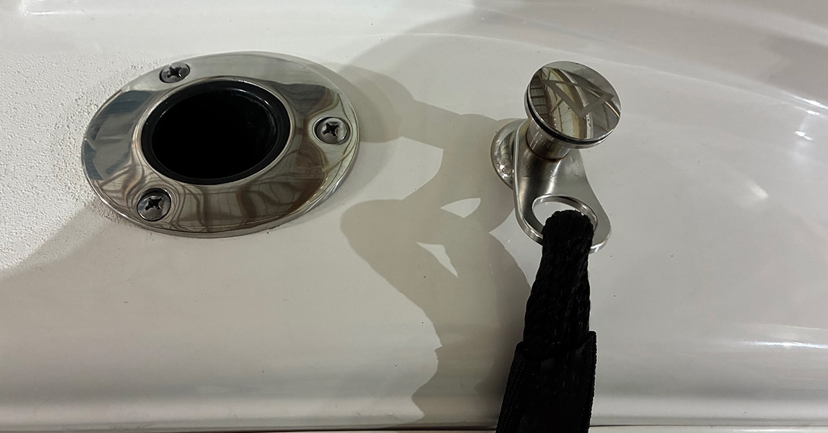 CEO Freddy Renken, a 3rd generation boat manufacturer, founded the Sea Fox Boat Company in 1995.