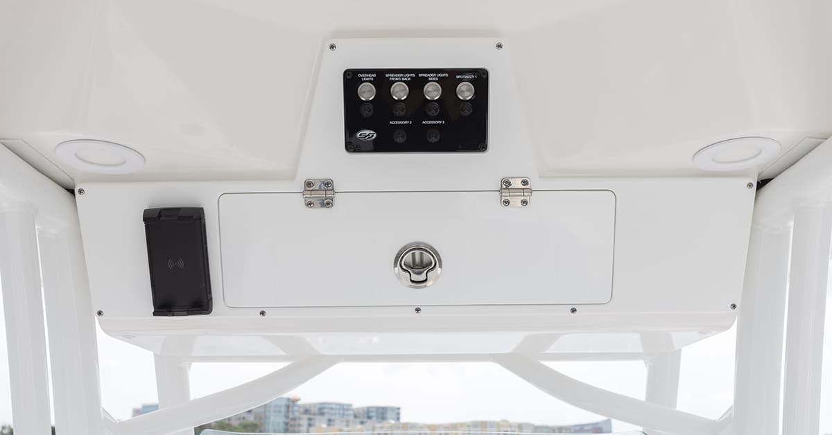 CEO Freddy Renken, a 3rd generation boat manufacturer, founded the Sea Fox Boat Company in 1995 and builds great center console offshore boats and more.