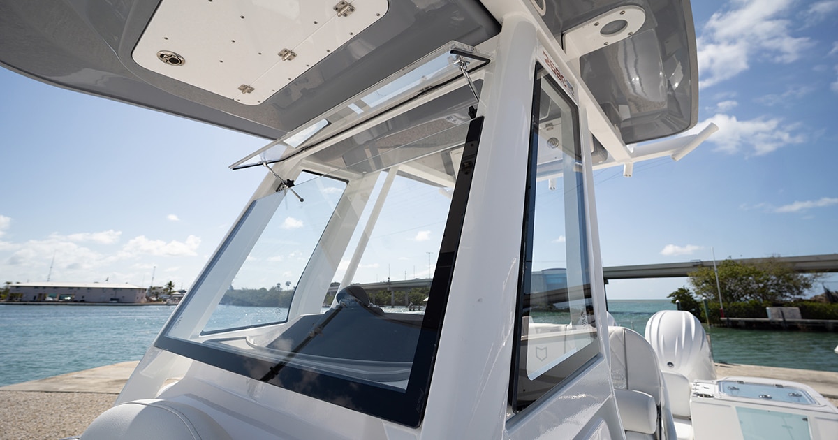 Sea Fox 1200x630 268C Glass Enclosure