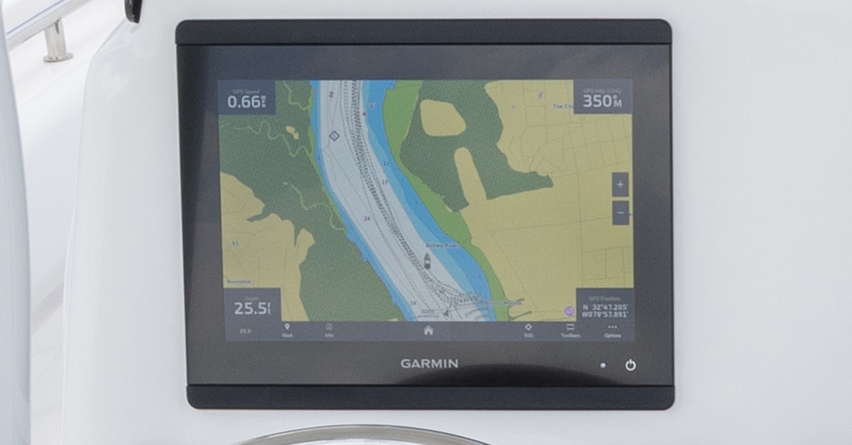 CEO Freddy Renken, a 3rd generation boat manufacturer, founded the Sea Fox Boat Company in 1995 and builds great center console offshore boats and more.